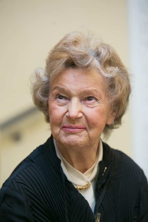 92-летняя Юлия Борисова поделилась секретом молодости: 
