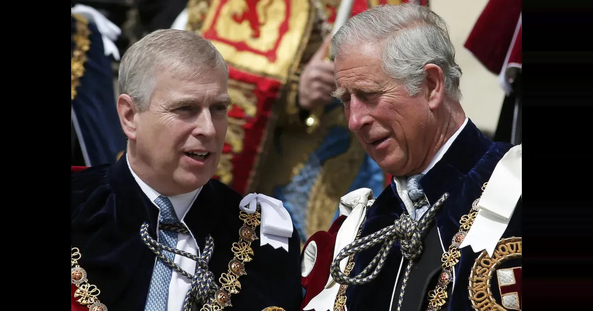 "Закон должен быть исполнен". Король Карл III прокомментировал задержание своего брата, принца Эндрю