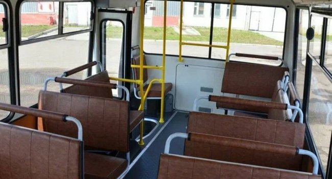 Почему у ПАЗов есть люк сзади, а у других автобусов его нет Почему у ПАЗов есть люк сзади, а у других автобусов его нет Автомобили