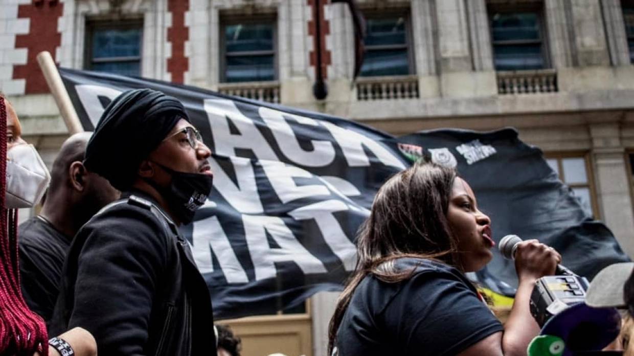 Колорадо-Спрингс выплатит крупную компенсацию семье убитого полицией афроамериканца