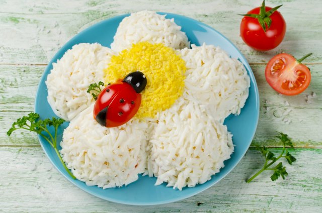 17 красиво оформленных новогодних салатов вкусные новости,рецепты