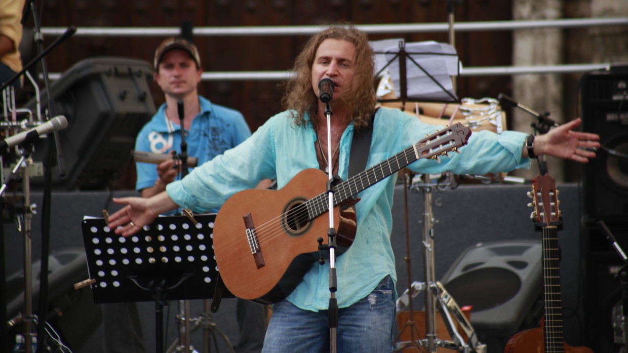 Роспотребнадзор начал расследование из-за нарушений на концерте Леонида Агутина в Москве