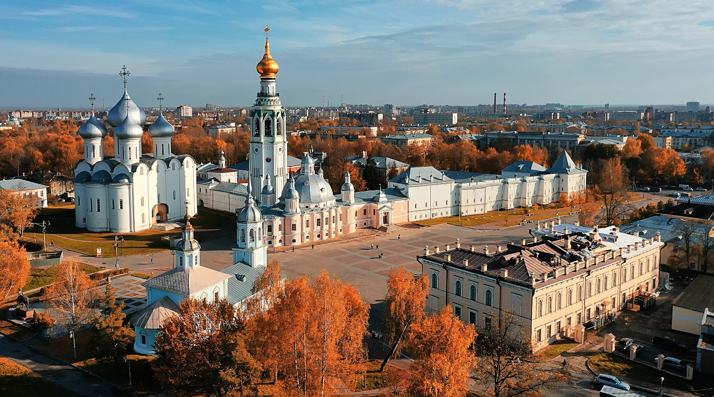 Где в России самая красивая осень: 7 мест Где в России самая красивая осень: 7 мест можно, около, время, Москвы, добраться, автомобиле, стоит, прогуляться, трассе, ехать, поездом, областьКак, особенно, город, музей, кремля, Тобольск, любуясь, Нижний, осенней