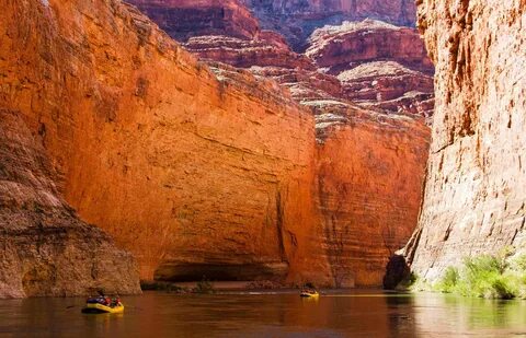 Rafting at USA&apos;s one of most visited attractions, the Grand Canyon. 