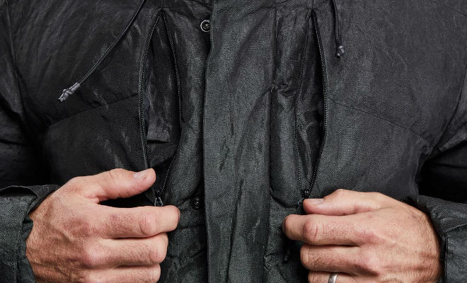 Куртка для -100 градусов сделана из сверхпрочной ткани Vollebak, куртку, Dyneema, градусов, Лондонский, миллионы, идеальная, теплоПочти, удерживающих, карманов, воздушных, пластиковых, создает, бутылок, мощнейших, переработанных, полулитровых, полученными, волокнами, синтетическими