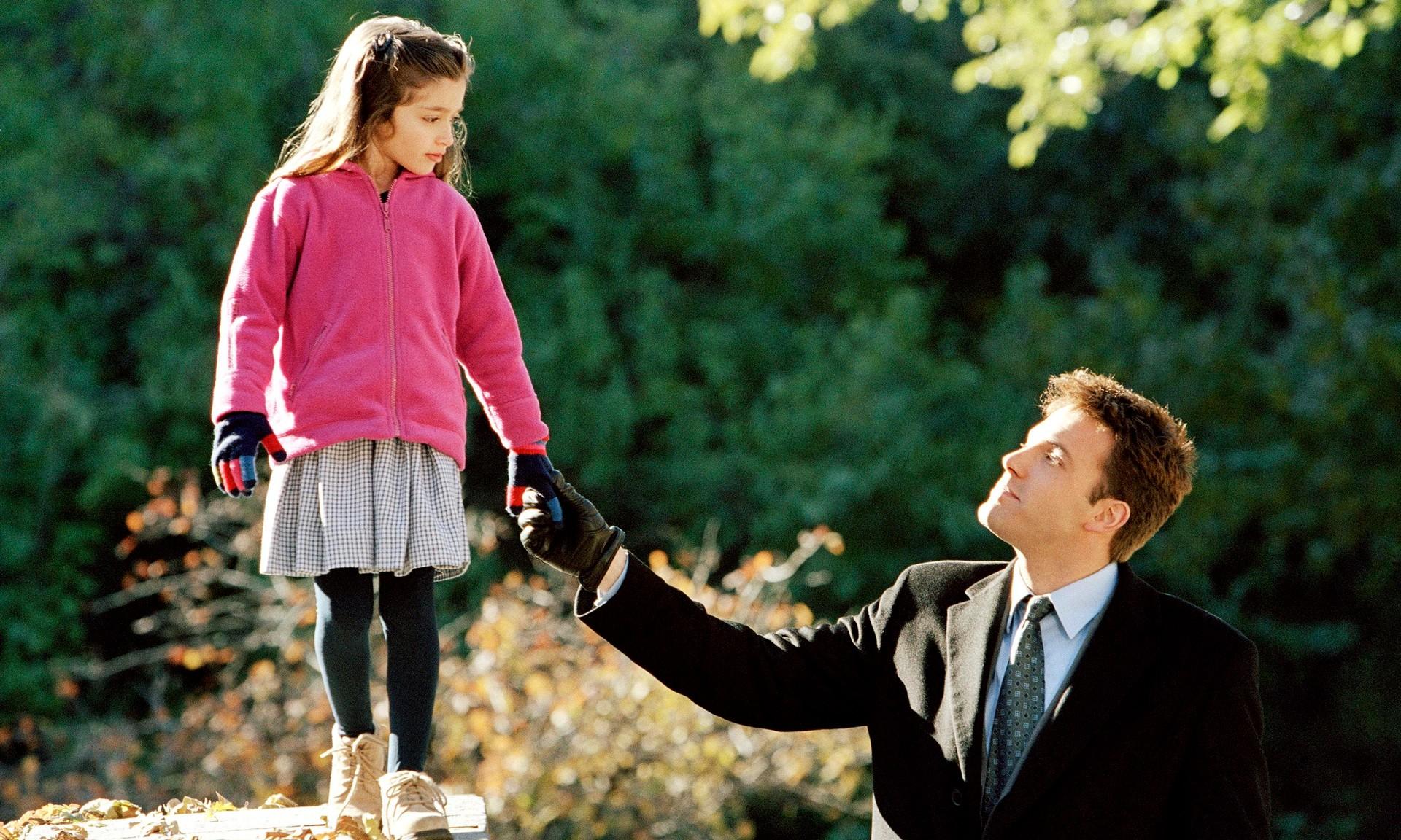 Как наладить отношения отчима и ребенка: 6 советов от психолога