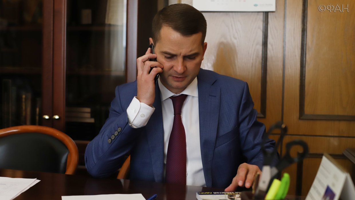 Депутат Нилов рассказал, как разделяет эмоции и объективность в политической жизни Госдумы