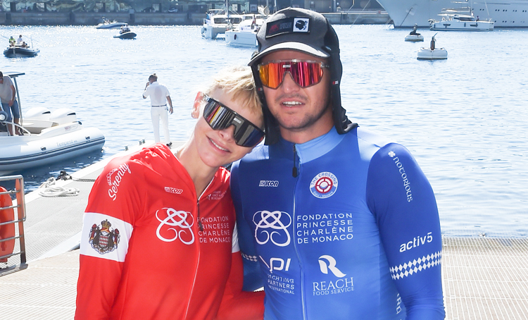 Княгиня Шарлен одержала победу в соревнованиях Water Bike Challenge Монархи,Новости монархов