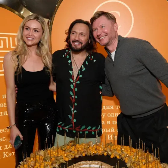 Песни от именинника и трендовый торт: в сети появились новые фото с дня рождения Стаса Михайлова Михайлов, МихайловаСтас, Маликова, Наташей, Королёвой, Инной, Стаса, МихайловаВиктория, друзьямиИванна, Шелягова, СевильВиктория, КупсинаToni, Белла, Михайловых, ШеляговаДети, НавкаНаташа, МихайловИнна, Королёва, почти, МихайловТатьяна