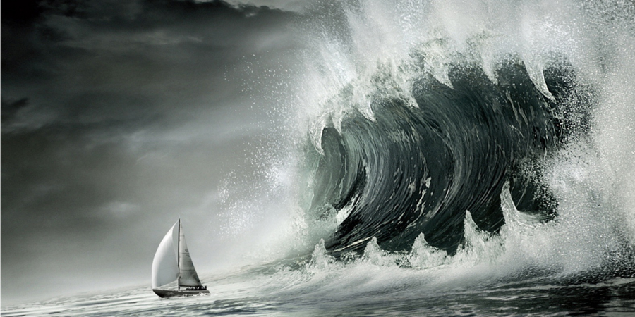 Откуда в океане берутся блуждающие волны. Сотни лет их считали выдумкой, пока не сняли на камеру