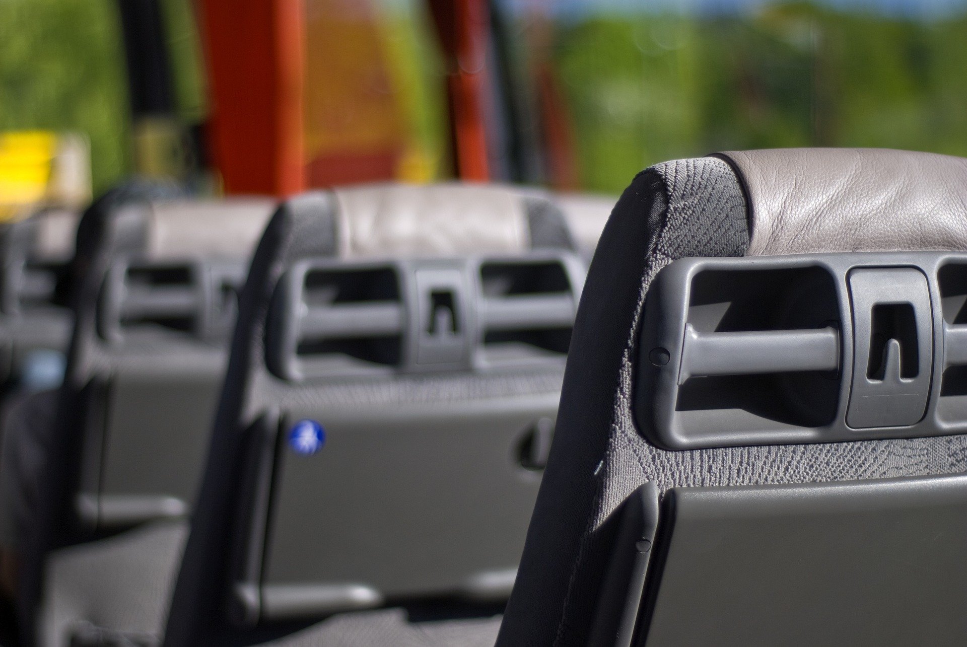 Пострадавшие пассажиры автобуса, попавшего в ДТП в Пермском крае, имеют право на выплаты от АО «АльфаСтрахование»