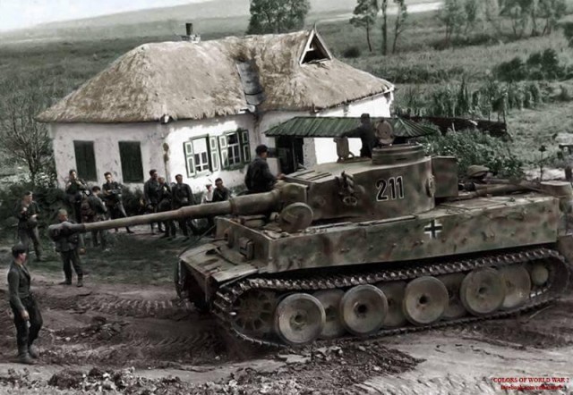 История одной фотографии: Тигры 2./s.Pz.Abt. 503 в с.Беломестном и на трассе M2 в середине июля 1943