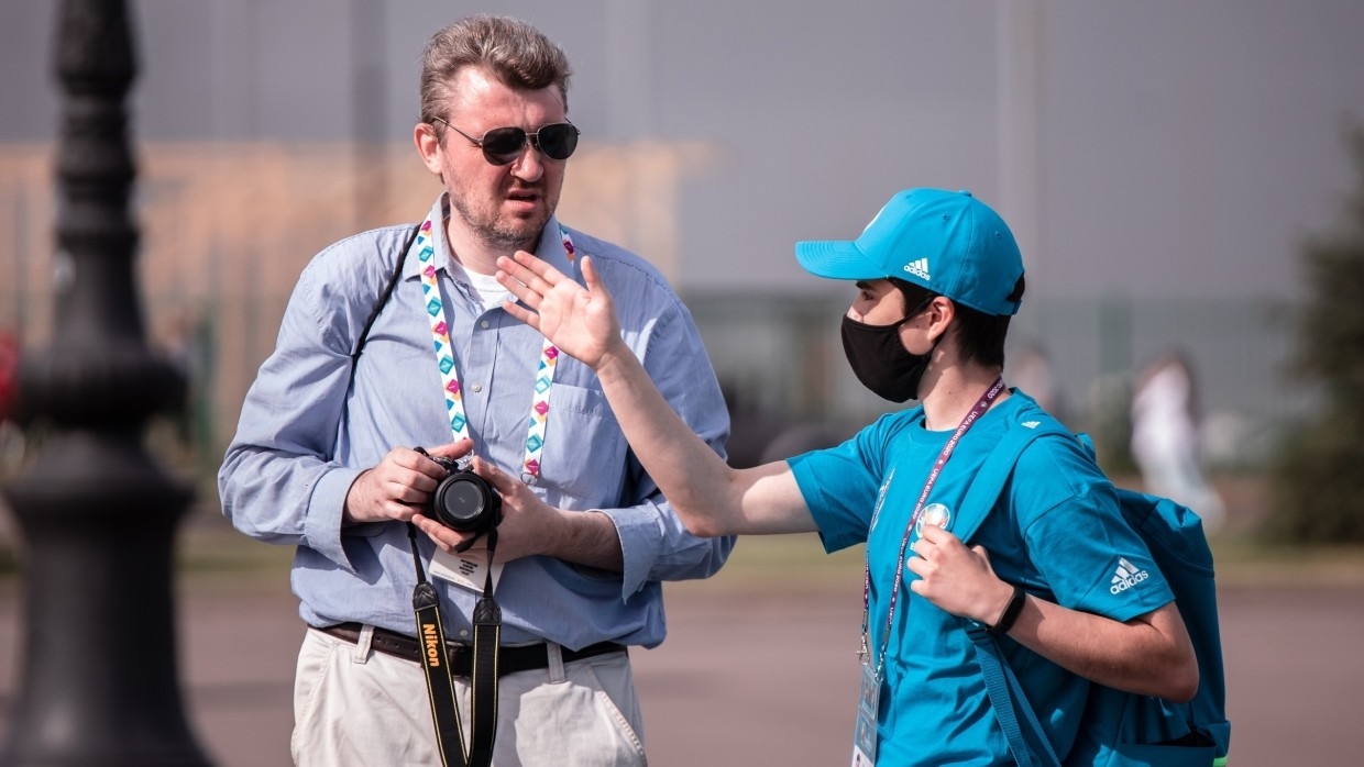 Грека оштрафовали за попытку остаться в Петербурге после окончания Евро-2020