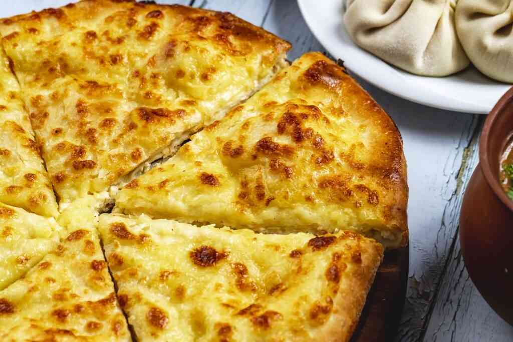 Хачапури из лаваша с творогом и сыром: легко, быстро и вкусно