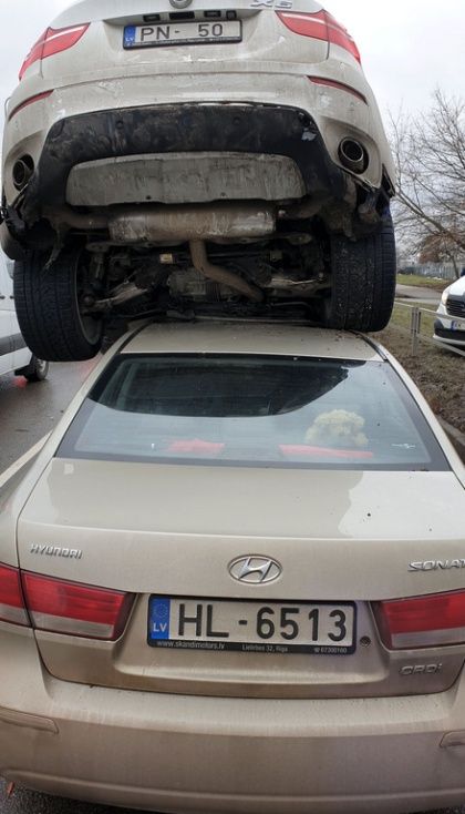 Угон BMW X6 с погоней, стрельбой и неожиданным финалом Угон BMW X6 с погоней, стрельбой и неожиданным финалом Угон BMW X6 с погоней, стрельбой и неожиданным финалом