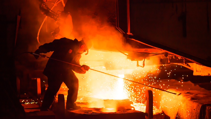 МЕТАЛЛУРГОВ НАСТИГЛА КАРМА. НАЕЗДЫ НА ГОСУДАРСТВО ОБЕРНУЛИСЬ ПОЛНЫМ ПРОВАЛОМ