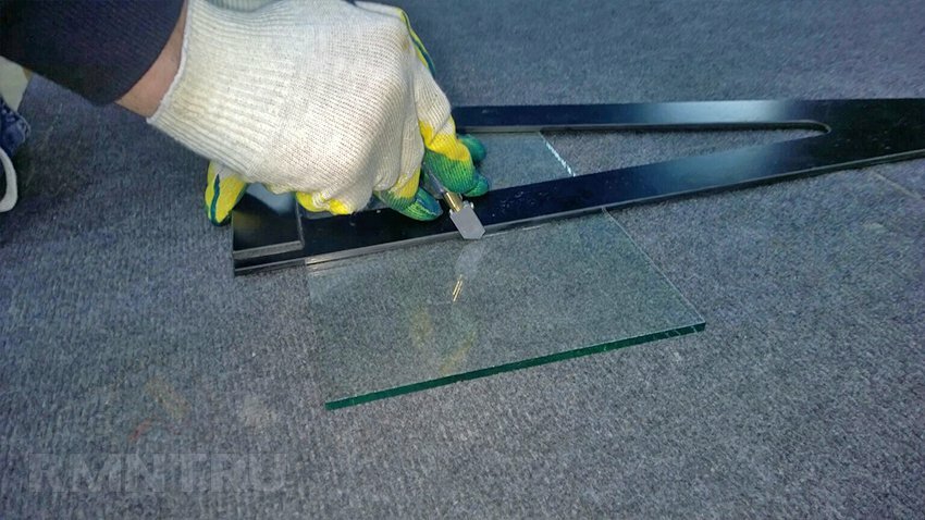 Как выбрать стеклорез и резать стекло правильно полезные советы,ремонт и строительство
