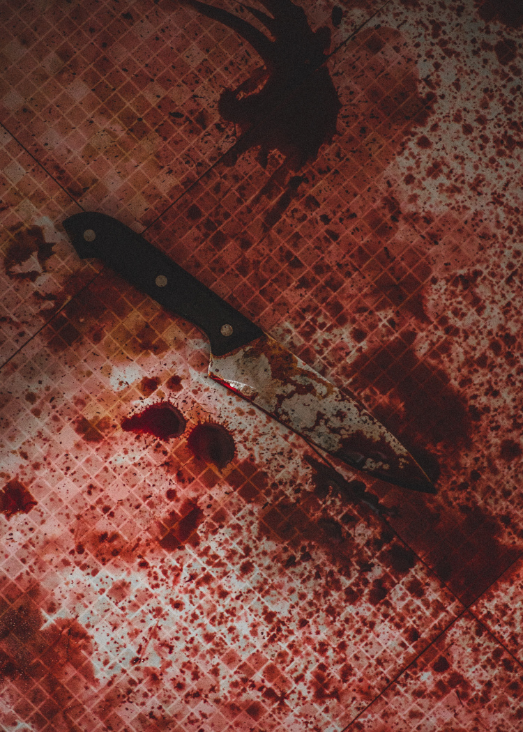 В Туапсе мужчина во время семейной ссоры пырнул себя ножом: он в больнице