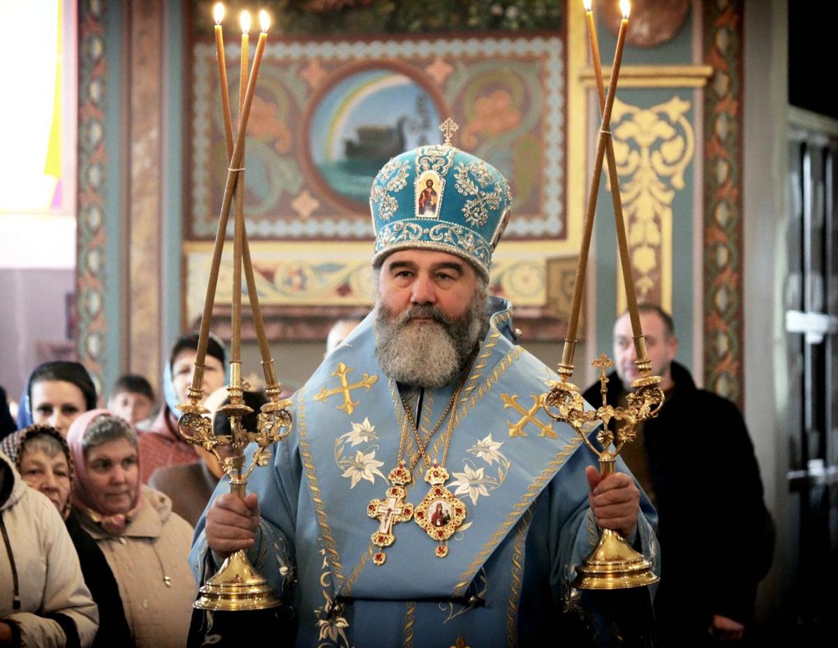 Епископов УПЦ МП принудительно доставляют в Киев