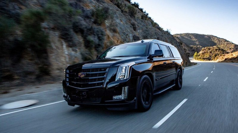 Бронированный Cadillac Escalade с невероятно роскошным салоном