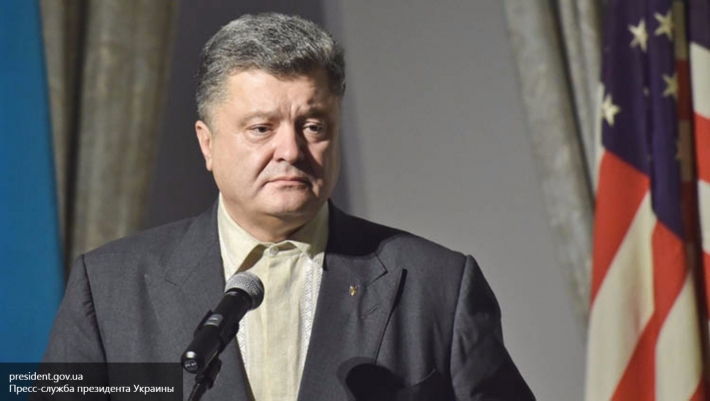 Порошенко выпросил 650 млн долларов на гуманитарные бомбежки Донбасса