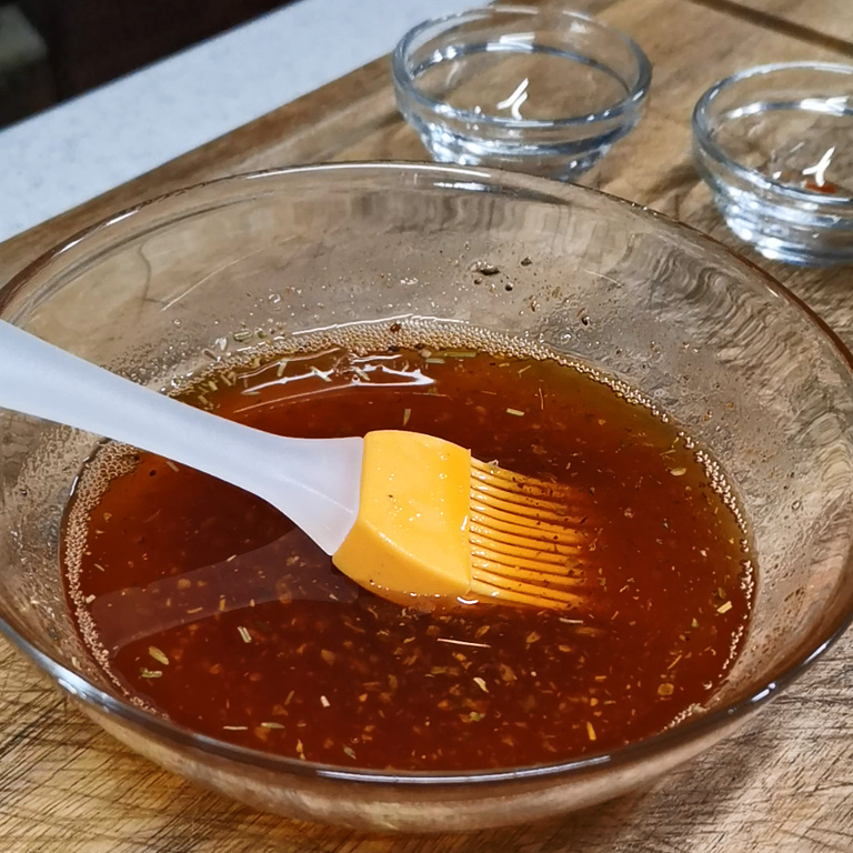 Почти никто не знает, что из лука можно приготовить такую вкусноту. Улетает за минуту, остыть не успевает Почти никто не знает, что из лука можно приготовить такую вкусноту. Улетает за минуту, остыть не успевает просто, очень, форму, ничего, сегодня, когда, нужно, больше, рецепт, масло, готовить, сразу, потом, сделал, бумаги, жалко, Правда, 😉Выкладываем, ругала, пекарской
