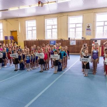 В открытом чемпионате Мурманска участвовала именитая гимнастка