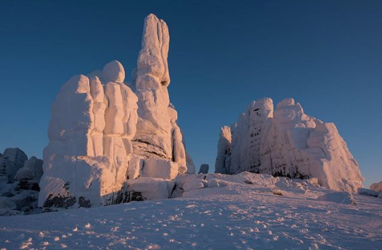 Это Якутия, детка! Ещё 11 сочных снимков о суровой сибирской зиме «Когда, природа, выглядит, Восхитиельная, красоту, не замерзли», °C Снегири, «В Якутске, за окном, природы, шедевром, мировым, называют, Якутии, на северовостоке, на своем, хребет», «большой, с якутского —, в переводе