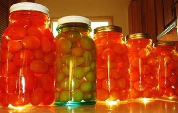 Помидоры в загадочном маринаде. Так вкусно, даже трудно описать!