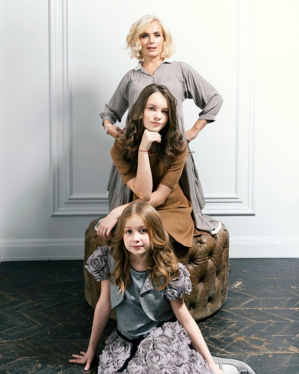 Беременная Мария Порошина показала особняк, в котором живёт выехав из России Беременная Мария Порошина показала особняк, в котором живёт выехав из России мария порошина