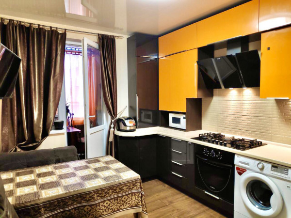 «Наблюдается прирост». Арендовать квартиры летом 2024 в Симферополе дороже, чем в Севастополе