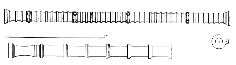 ​Венецианское ковано-сварное орудие в Венском музее. Ствол очень большого удлинения, калибр канала ствола 14,5 см; съёмная пороховница утрачена ранее и здесь не показана (в музее экспонируется с деревянным муляжом). Морин называет это орудие «василиском»; подобные орудия позволяли несколько увеличить начальную скорость снаряда и входили в состав вооружения парусных кораблей. Для сравнения — ковано-сварная сербатана из работы ди Джорджио Мартини под ядро калибром до 4,8 см. Масштабная линейка 2 метра. Атлас Мариона, лист 1 - Война в Срединном море: Морея и Тунис | Warspot.ru