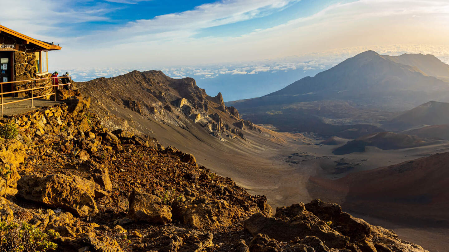 Поймать тишину: где на Земле можно услышать биение собственного сердца звуки, тишины, фонового, уровень, здесь, может, Халеакала, вулкана, отсутствие, Исследования, восприятие, внутреннее, ориентиров, создают, пространственное, акустических, находится, нарушается, вызывать, головокружение