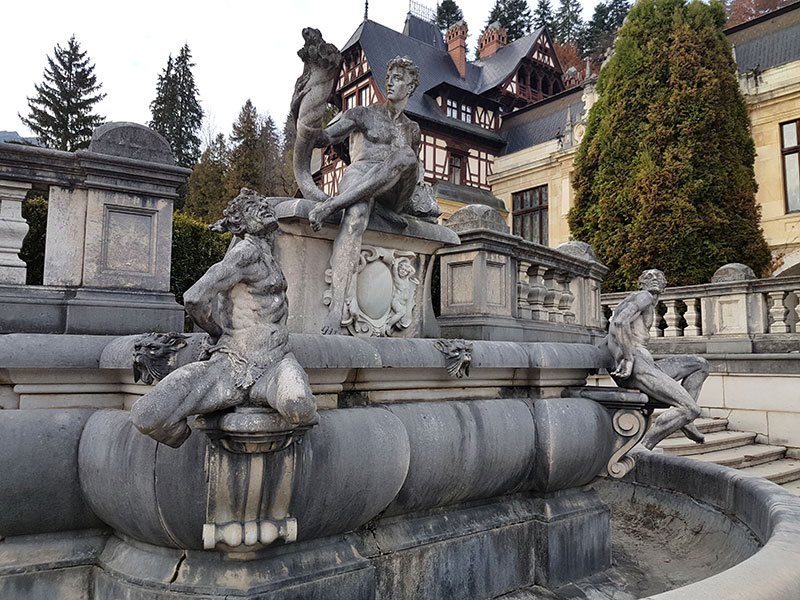 Синая. О Великолепных Замках, Которые Отнял Чаушеску И Монастыре, Построенном Спасенным Князем… автотуризм