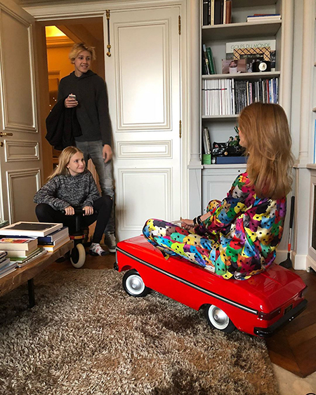 Наталья Водянова трогательно поздравила дочь Неву с 14-летием кадрами из семейного архива: "Люблю тебя бесконечно" Наталья Водянова трогательно поздравила дочь Неву с 14-летием кадрами из семейного архива: "Люблю тебя бесконечно" Дети,Дети знаменитостей