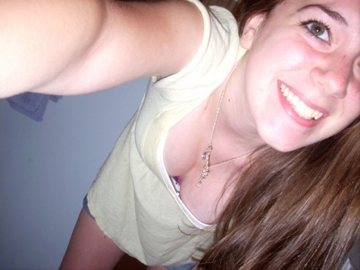 Девушки: вид сверху (27 фото)