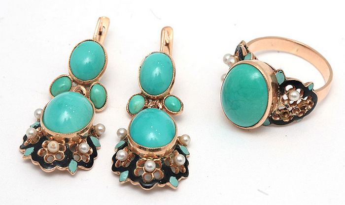 Что было в черной косметичке Людмилы Зыкиной, которую певица везде носила с собой звезда