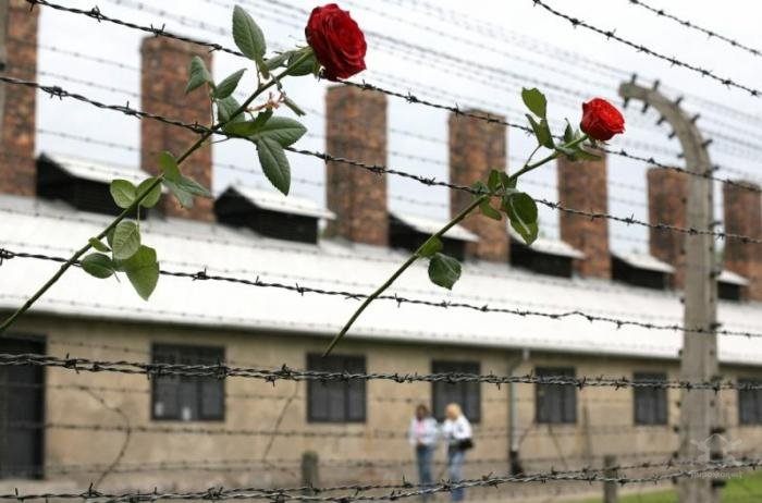 Лагерь смерти Освенцим тогда и сейчас