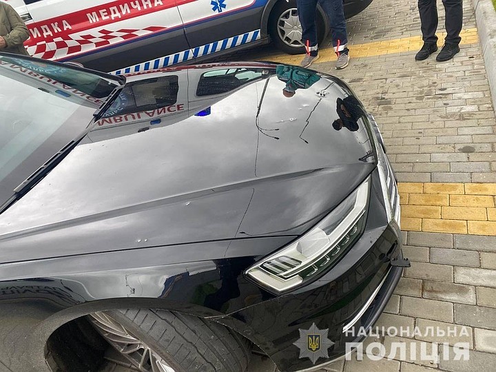 Глава МВД Украины: водитель помощника Зеленского выехал из зоны обстрела, что спасло жизни