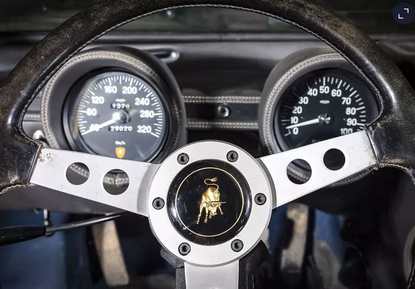 В старом сарае нашли Lamborghini за 1 млн фунтов стерлингов В старом сарае нашли Lamborghini за 1 млн фунтов стерлингов Марки и модели,ретро