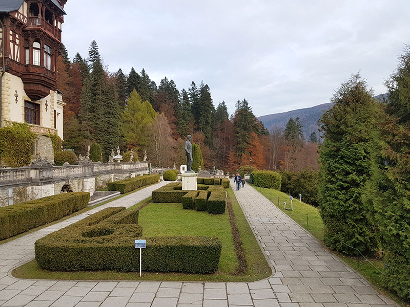 Синая. О Великолепных Замках, Которые Отнял Чаушеску И Монастыре, Построенном Спасенным Князем… автотуризм