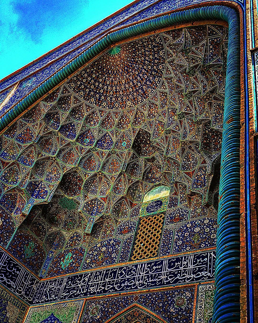 Завораживающая архитектура иранских мечетей