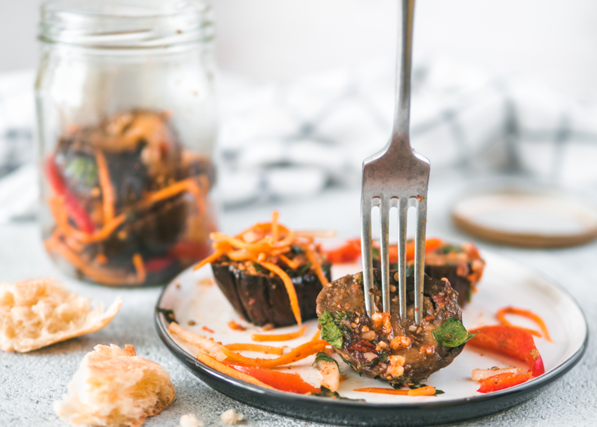 Встречайте новое лакомство: маринованные баклажаны, которые станут хитом вашей кулинарной коллекции