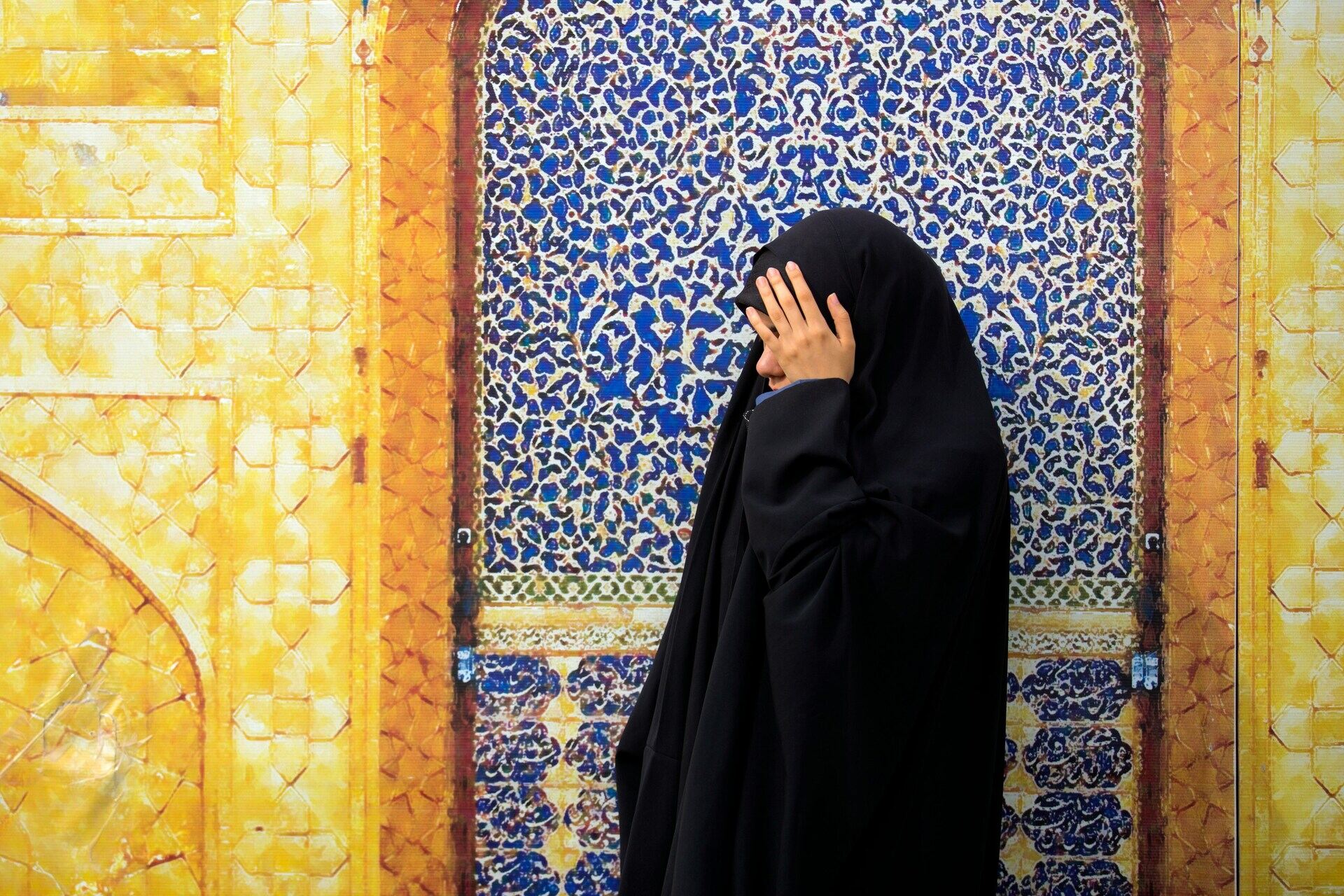 В мусульманской стране запретили носить хиджабы