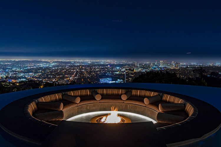 В гостях у Леброна Джеймса: экскурсия по впечатляющему особняку баскетболиста за 52 миллиона долларов Стиль жизни,Дома звезд