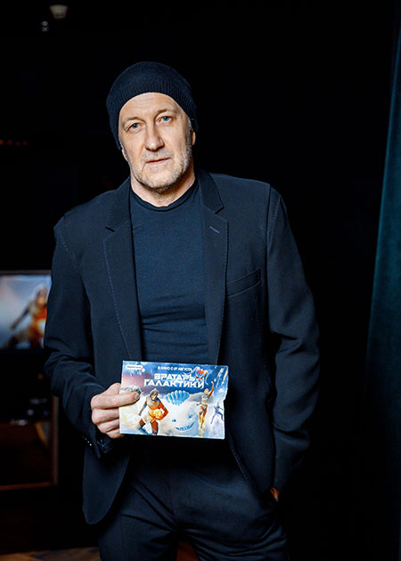 Александр Петров и Стася Милославская, Джаник Файзиев и Светлана Иванова и другие на премьере фильма "Вратарь галактики" Александр Петров и Стася Милославская, Джаник Файзиев и Светлана Иванова и другие на премьере фильма "Вратарь галактики" Звезды,Красная дорожка