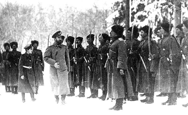 Николай 2 перед Генералами