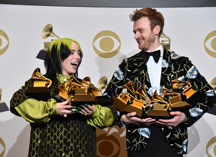 Grammy 2020: Приянка Чопра и Ник Джонас, Билли Айлиш, Гвен Стефани и другие гости церемонии Билли, альбом, Лучший, премии, ЛиззоЛучший, Айлиш, Грэмми, победила, Bride, Vampire, только, Тейген, Social, Father, Хильдур, Крисси, Лучшим, саундтрек, песню, исполнила