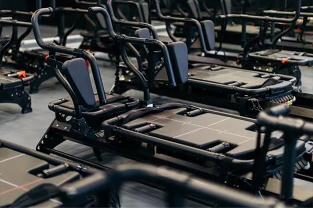 Все, что нужно знать о Lagree Fitness — тренировках, которые любят Меган Маркл и Ким Кардашьян Все, что нужно знать о Lagree Fitness — тренировках, которые любят Меган Маркл и Ким Кардашьян Звездные диеты и фитнес