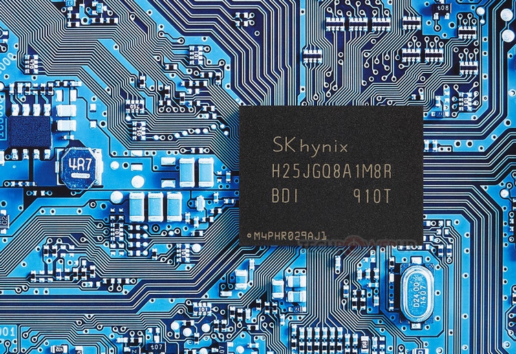 SK Hynix начала производство микросхем 4D QLC NAND объёмом 1 Тбит новости,статья,технологии